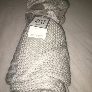 Aerie Blanket